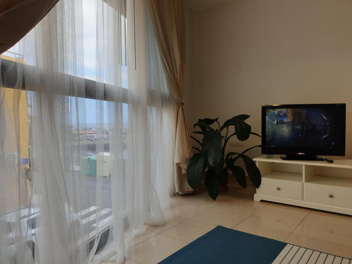 Apartamento Frente Al Puerto De Candelaria A 20 Metros De La Playa. Экстерьер фото